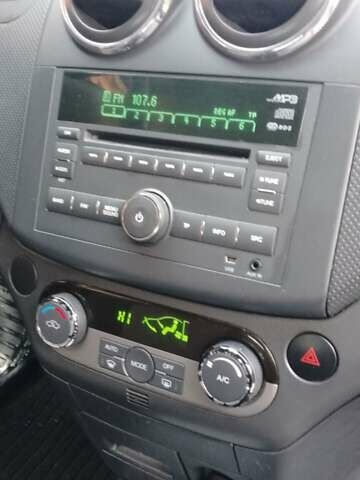 Серый Шевроле Авео, объемом двигателя 1.4 л и пробегом 187 тыс. км за 3750 $, фото 9 на Automoto.ua