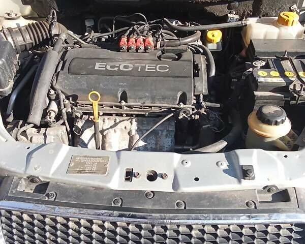 Серый Шевроле Авео, объемом двигателя 1.4 л и пробегом 217 тыс. км за 3700 $, фото 7 на Automoto.ua