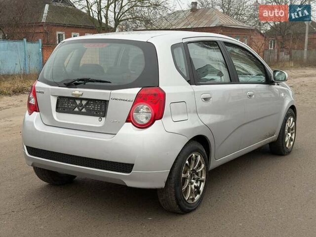 Серый Шевроле Авео, объемом двигателя 0 л и пробегом 160 тыс. км за 3999 $, фото 13 на Automoto.ua