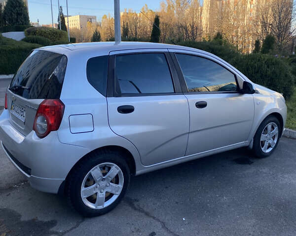 Сірий Шевроле Авео, об'ємом двигуна 1.5 л та пробігом 124 тис. км за 5700 $, фото 4 на Automoto.ua