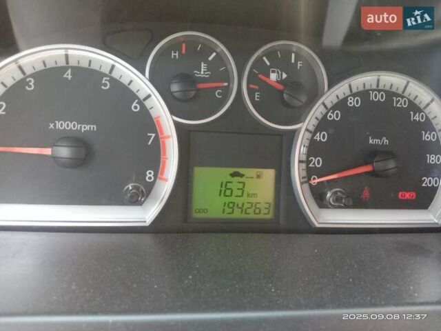 Сірий Шевроле Авео, об'ємом двигуна 1.4 л та пробігом 194 тис. км за 5500 $, фото 11 на Automoto.ua