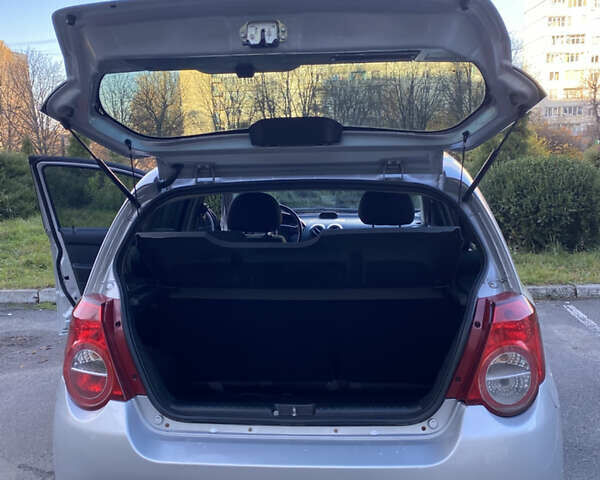 Сірий Шевроле Авео, об'ємом двигуна 1.5 л та пробігом 124 тис. км за 5700 $, фото 14 на Automoto.ua