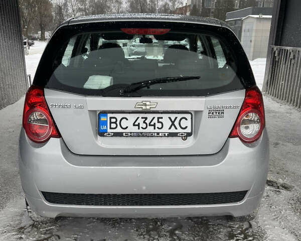 Сірий Шевроле Авео, об'ємом двигуна 1.21 л та пробігом 177 тис. км за 3999 $, фото 4 на Automoto.ua