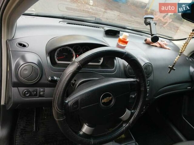 Серый Шевроле Авео, объемом двигателя 1.2 л и пробегом 160 тыс. км за 3700 $, фото 1 на Automoto.ua