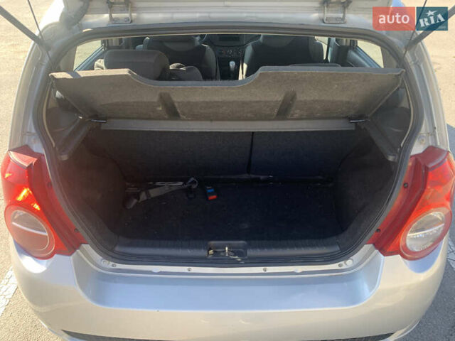 Серый Шевроле Авео, объемом двигателя 1.5 л и пробегом 162 тыс. км за 5900 $, фото 16 на Automoto.ua