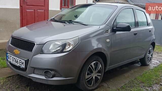 Серый Шевроле Авео, объемом двигателя 1.2 л и пробегом 176 тыс. км за 4500 $, фото 1 на Automoto.ua