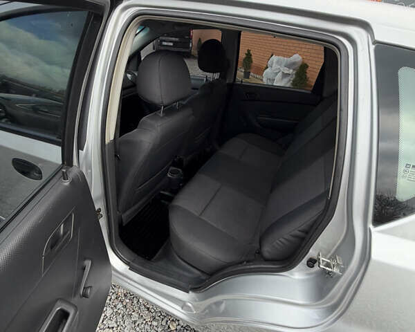 Серый Шевроле Авео, объемом двигателя 1.5 л и пробегом 170 тыс. км за 4200 $, фото 6 на Automoto.ua