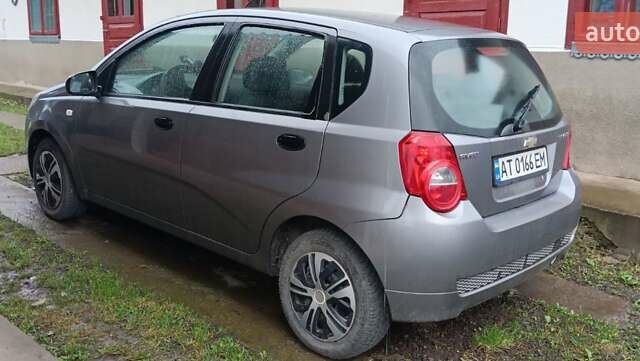 Серый Шевроле Авео, объемом двигателя 1.2 л и пробегом 176 тыс. км за 4500 $, фото 3 на Automoto.ua