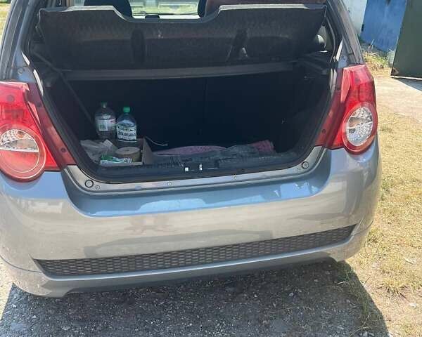 Серый Шевроле Авео, объемом двигателя 1.21 л и пробегом 140 тыс. км за 5000 $, фото 3 на Automoto.ua