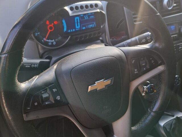 Серый Шевроле Авео, объемом двигателя 1.3 л и пробегом 118 тыс. км за 5700 $, фото 7 на Automoto.ua