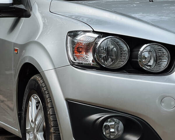 Серый Шевроле Авео, объемом двигателя 1.6 л и пробегом 186 тыс. км за 6000 $, фото 44 на Automoto.ua