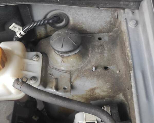 Серый Шевроле Авео, объемом двигателя 1.5 л и пробегом 150 тыс. км за 4200 $, фото 8 на Automoto.ua