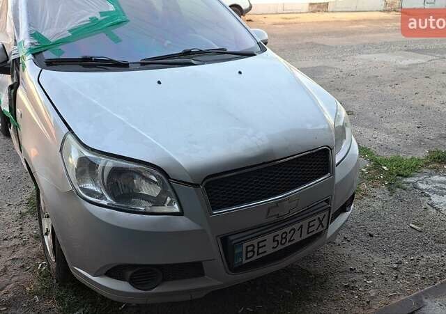 Серый Шевроле Авео, объемом двигателя 1.5 л и пробегом 177 тыс. км за 1800 $, фото 4 на Automoto.ua