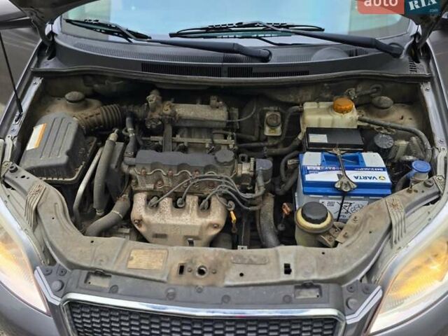 Серый Шевроле Авео, объемом двигателя 1.5 л и пробегом 123 тыс. км за 5900 $, фото 16 на Automoto.ua