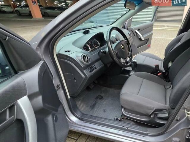 Серый Шевроле Авео, объемом двигателя 1.5 л и пробегом 123 тыс. км за 5900 $, фото 18 на Automoto.ua