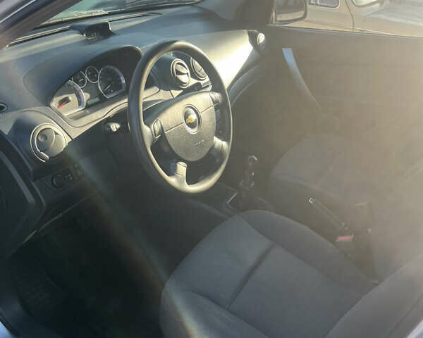 Серый Шевроле Авео, объемом двигателя 1.5 л и пробегом 100 тыс. км за 4600 $, фото 6 на Automoto.ua