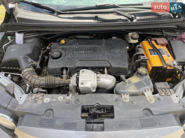 Серый Шевроле Авео, объемом двигателя 1.25 л и пробегом 240 тыс. км за 5600 $, фото 8 на Automoto.ua