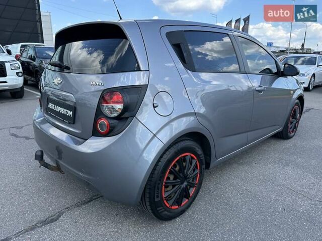 Серый Шевроле Авео, объемом двигателя 1.2 л и пробегом 187 тыс. км за 5500 $, фото 7 на Automoto.ua