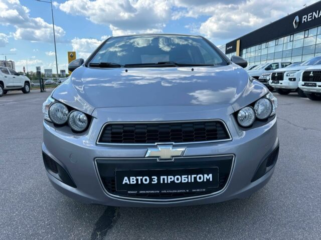 Серый Шевроле Авео, объемом двигателя 1.2 л и пробегом 187 тыс. км за 5200 $, фото 1 на Automoto.ua