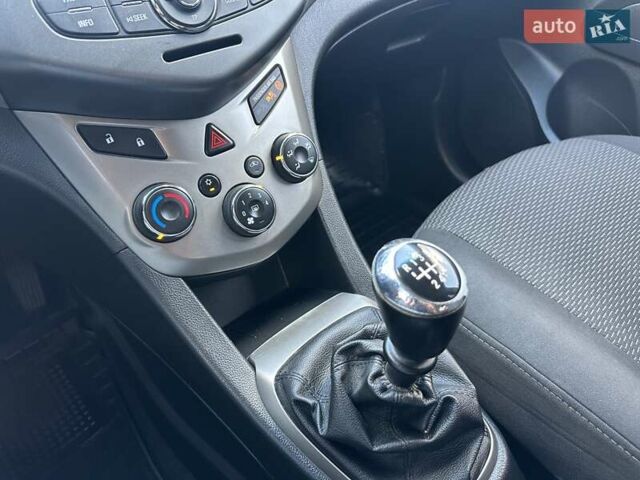 Серый Шевроле Авео, объемом двигателя 1.2 л и пробегом 187 тыс. км за 5500 $, фото 22 на Automoto.ua