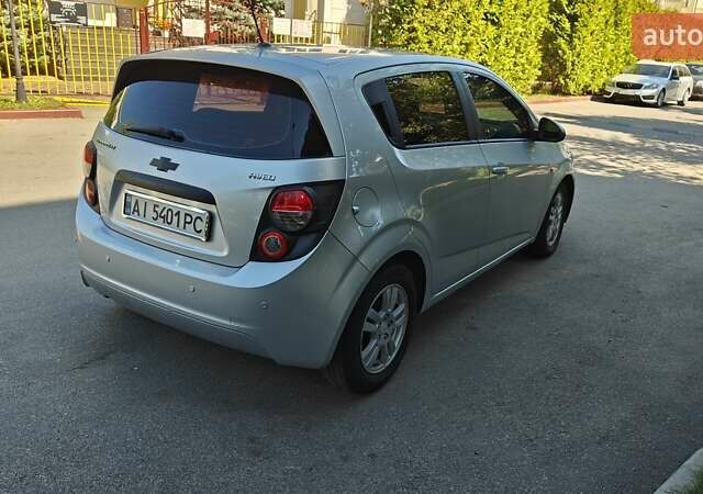 Серый Шевроле Авео, объемом двигателя 1.2 л и пробегом 249 тыс. км за 4600 $, фото 6 на Automoto.ua