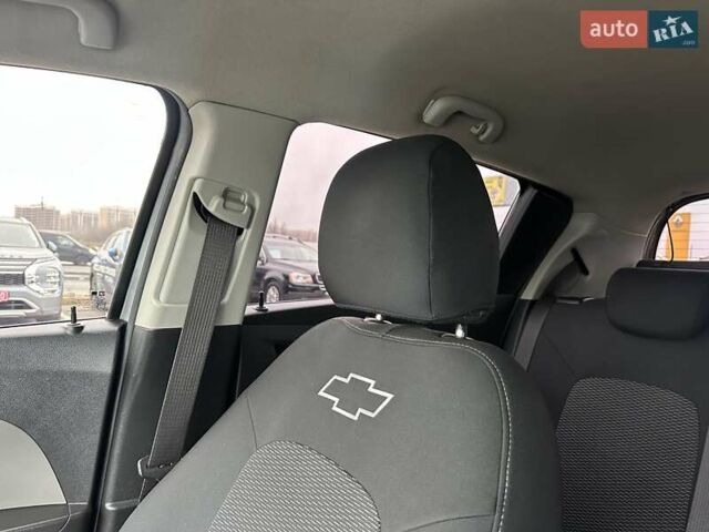 Серый Шевроле Авео, объемом двигателя 1.25 л и пробегом 187 тыс. км за 5200 $, фото 22 на Automoto.ua