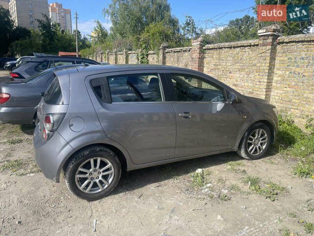 Серый Шевроле Авео, объемом двигателя 1.6 л и пробегом 44 тыс. км за 7800 $, фото 5 на Automoto.ua