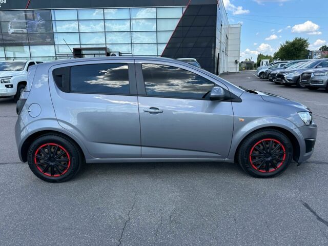 Серый Шевроле Авео, объемом двигателя 1.2 л и пробегом 187 тыс. км за 5200 $, фото 7 на Automoto.ua