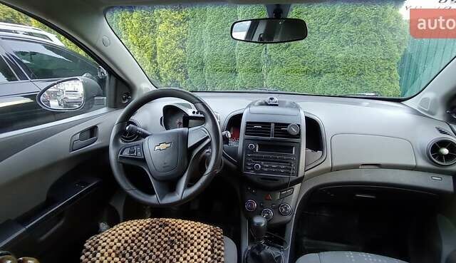 Шевроле Авео 2012 в Сколе на Automoto.ua Серый Шевроле Авео, объемом двигателя 1.2 л и пробегом 151 тыс. км за 6000 $, фото 2 на Automoto.ua