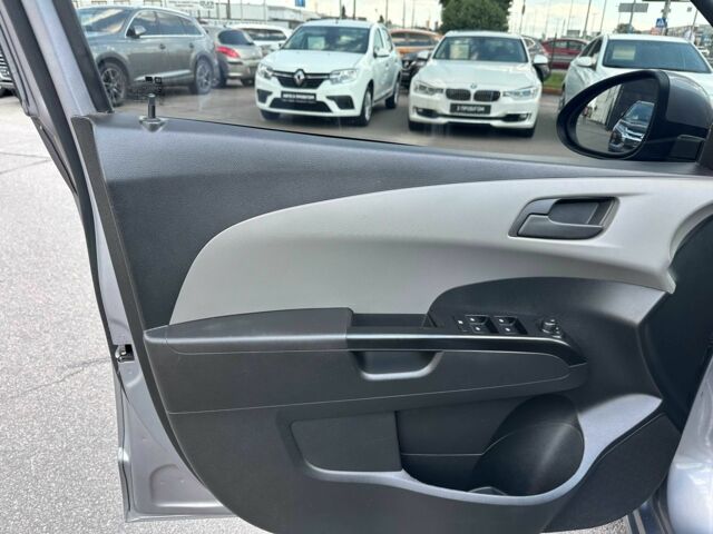 Серый Шевроле Авео, объемом двигателя 1.2 л и пробегом 187 тыс. км за 5200 $, фото 12 на Automoto.ua