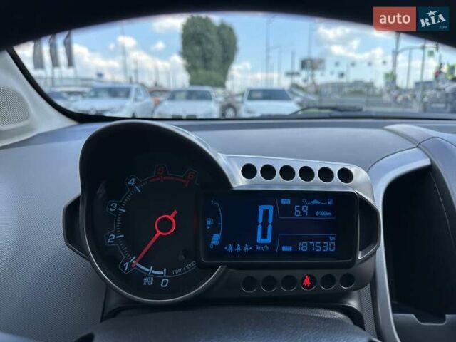 Серый Шевроле Авео, объемом двигателя 1.2 л и пробегом 187 тыс. км за 5500 $, фото 18 на Automoto.ua