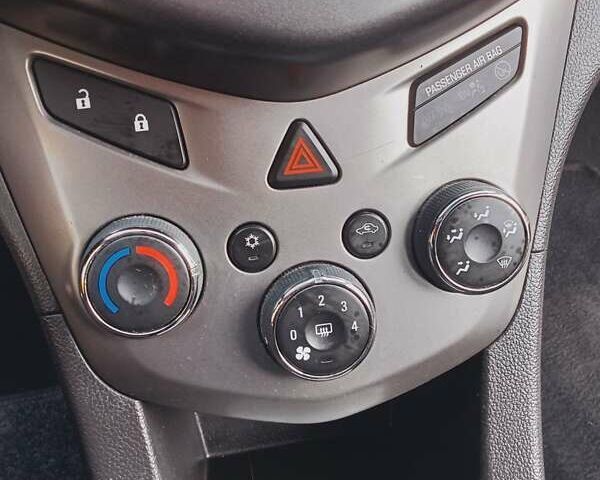 Серый Шевроле Авео, объемом двигателя 1.3 л и пробегом 216 тыс. км за 6200 $, фото 16 на Automoto.ua