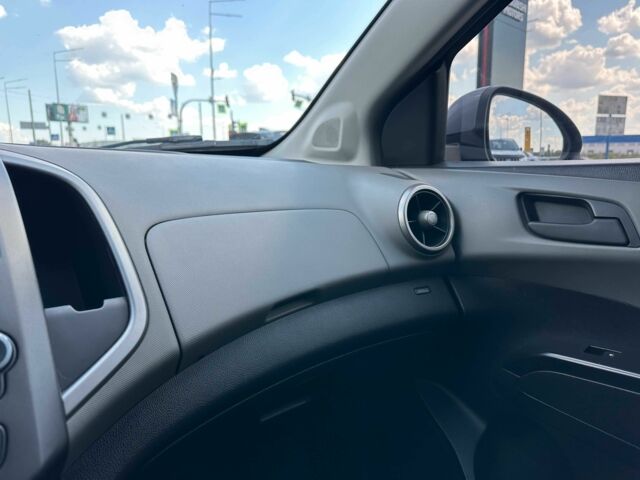 Серый Шевроле Авео, объемом двигателя 1.2 л и пробегом 187 тыс. км за 5200 $, фото 19 на Automoto.ua