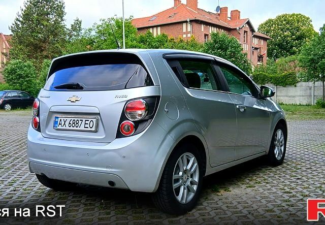 Серый Шевроле Авео, объемом двигателя 1.4 л и пробегом 147 тыс. км за 6000 $, фото 4 на Automoto.ua