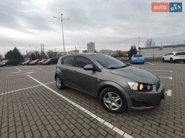 Серый Шевроле Авео, объемом двигателя 1.25 л и пробегом 199 тыс. км за 5600 $, фото 16 на Automoto.ua