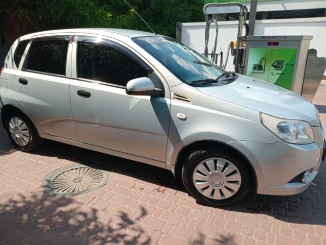 Серый Шевроле Авео, объемом двигателя 1.5 л и пробегом 94 тыс. км за 3500 $, фото 2 на Automoto.ua