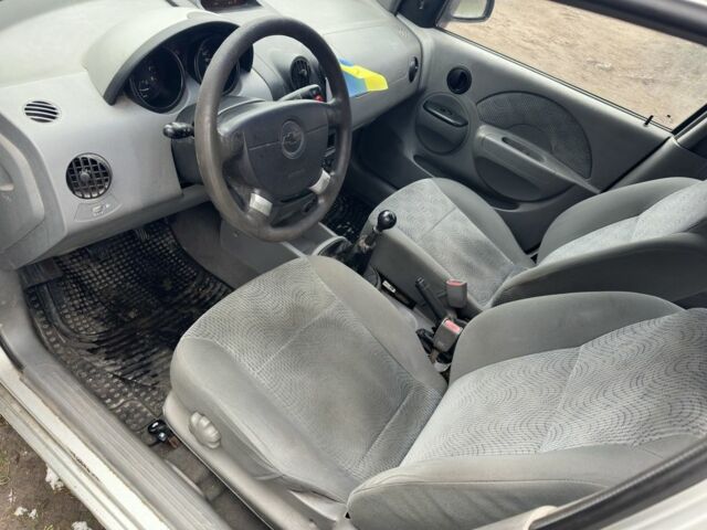 Сірий Шевроле Авео, об'ємом двигуна 1.5 л та пробігом 272 тис. км за 1500 $, фото 8 на Automoto.ua