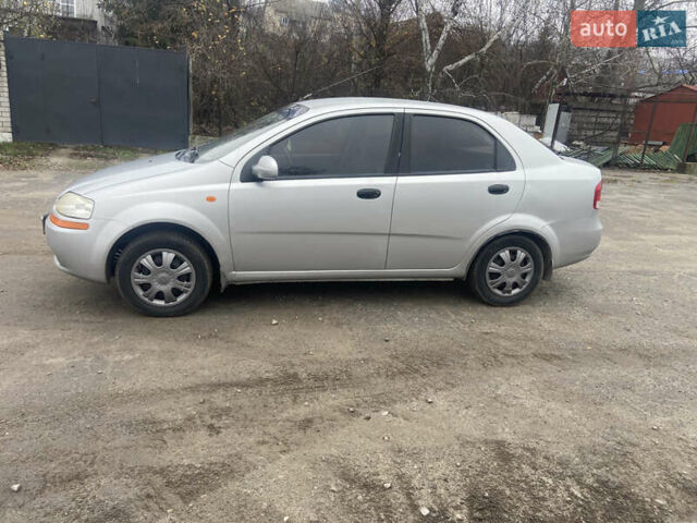 Серый Шевроле Авео, объемом двигателя 1.5 л и пробегом 280 тыс. км за 2300 $, фото 8 на Automoto.ua