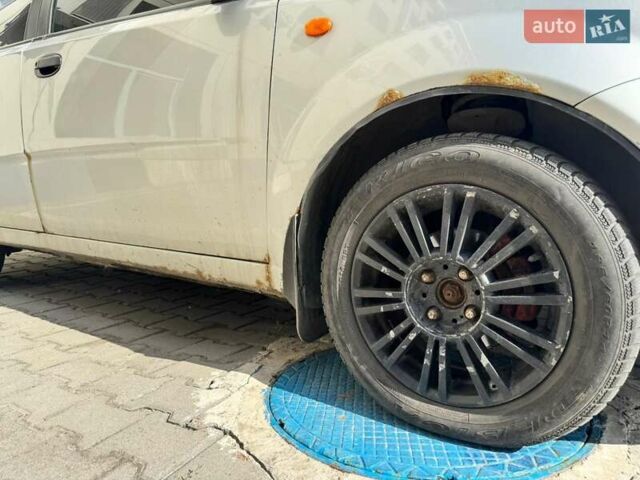 Сірий Шевроле Авео, об'ємом двигуна 1.5 л та пробігом 350 тис. км за 2200 $, фото 10 на Automoto.ua