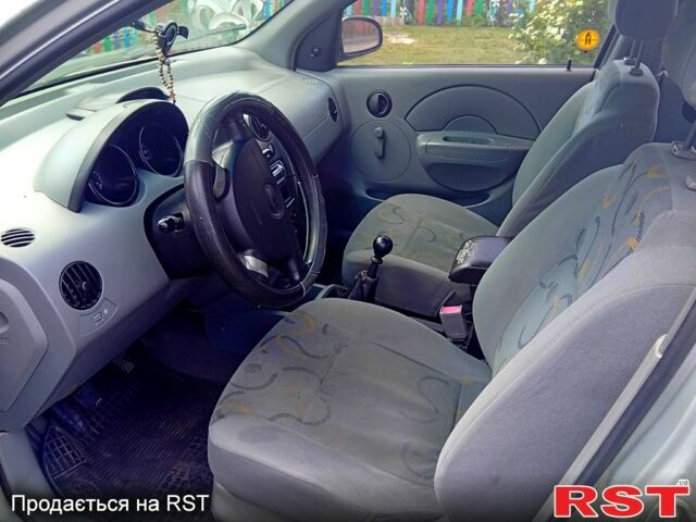 Серый Шевроле Авео, объемом двигателя 1.5 л и пробегом 213 тыс. км за 2550 $, фото 3 на Automoto.ua