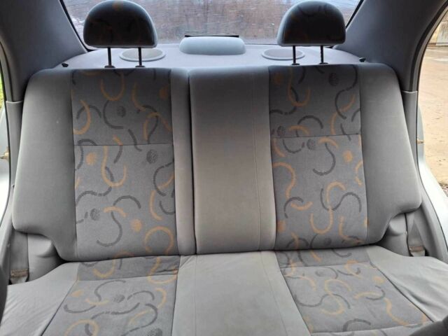 Сірий Шевроле Авео, об'ємом двигуна 1.5 л та пробігом 250 тис. км за 2650 $, фото 2 на Automoto.ua