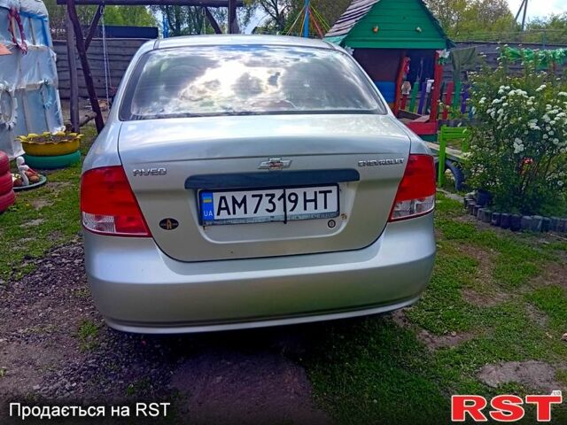 Серый Шевроле Авео, объемом двигателя 1.5 л и пробегом 213 тыс. км за 2550 $, фото 4 на Automoto.ua