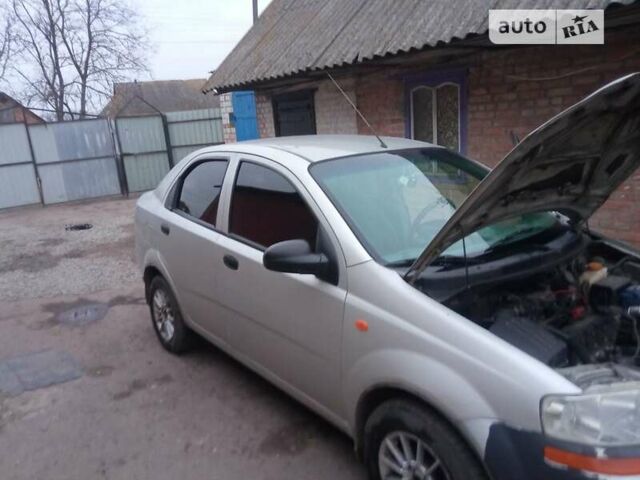 Серый Шевроле Авео, объемом двигателя 1.5 л и пробегом 270 тыс. км за 2400 $, фото 11 на Automoto.ua