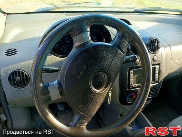 Серый Шевроле Авео, объемом двигателя 1.5 л и пробегом 241 тыс. км за 2500 $, фото 4 на Automoto.ua