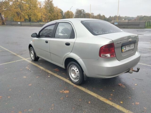 Серый Шевроле Авео, объемом двигателя 1.5 л и пробегом 260 тыс. км за 2650 $, фото 5 на Automoto.ua