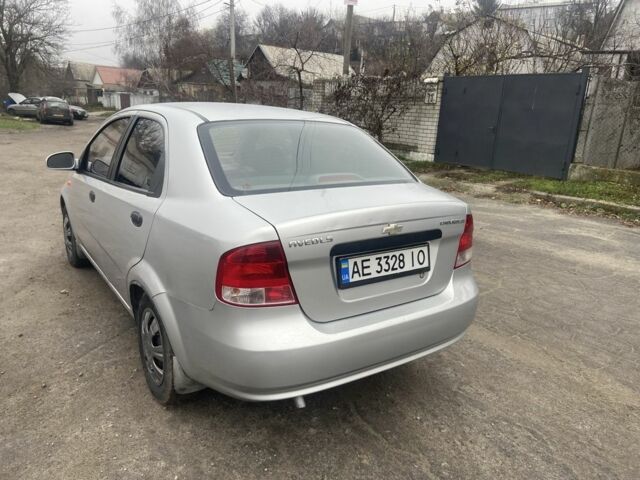 Серый Шевроле Авео, объемом двигателя 1.5 л и пробегом 270 тыс. км за 2399 $, фото 1 на Automoto.ua