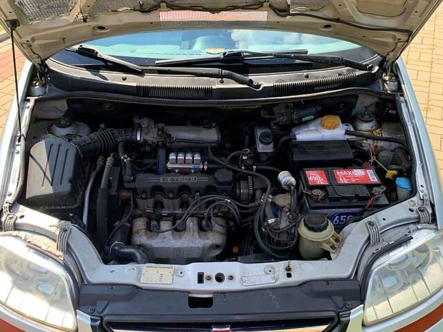 Сірий Шевроле Авео, об'ємом двигуна 1.5 л та пробігом 380 тис. км за 2600 $, фото 8 на Automoto.ua