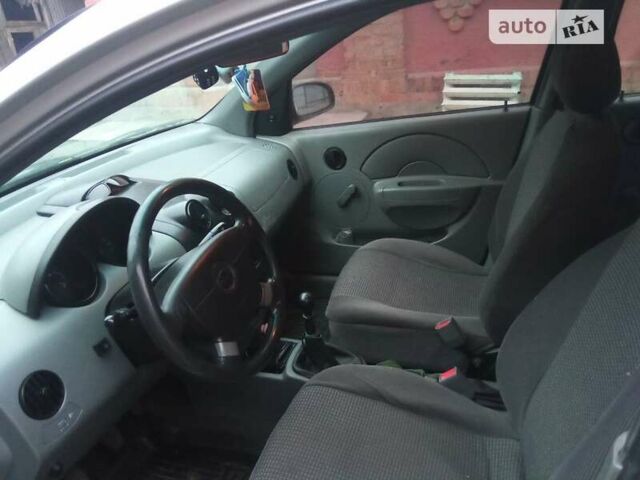 Серый Шевроле Авео, объемом двигателя 1.5 л и пробегом 270 тыс. км за 2400 $, фото 8 на Automoto.ua