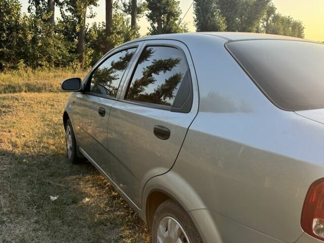 Серый Шевроле Авео, объемом двигателя 0 л и пробегом 132 тыс. км за 2500 $, фото 2 на Automoto.ua