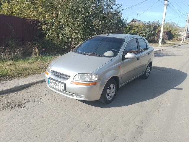 Серый Шевроле Авео, объемом двигателя 1.5 л и пробегом 210 тыс. км за 2100 $, фото 1 на Automoto.ua